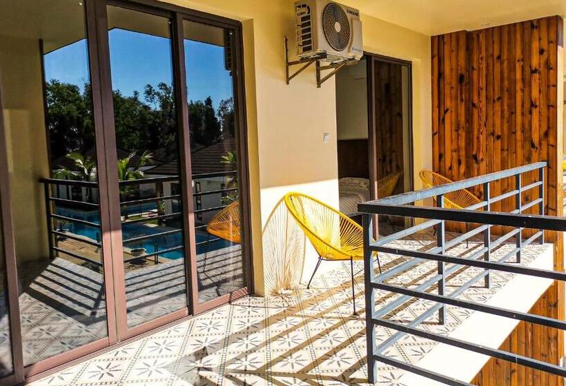 جناح عائلي, Amphitrite Resort