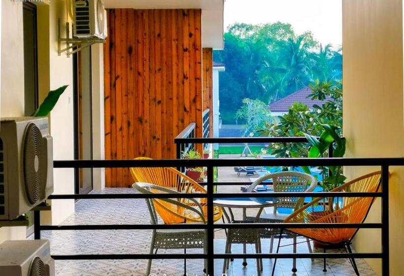 جناح عائلي, Amphitrite Resort