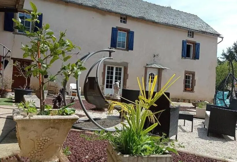 Standard room with outdoor bath, La Douce Parenthèse   3 Chambres D Hôtes Accueil Motards