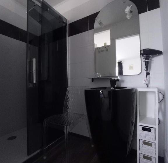 Standard room with outdoor bath, La Douce Parenthèse 3 Chambres D Hôtes Accueil Motards