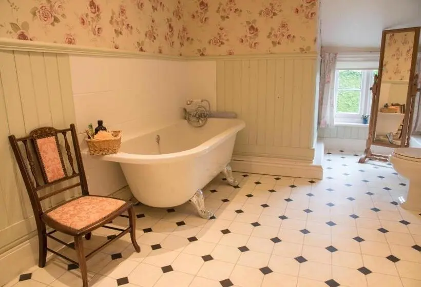 スタンダードルーム, Lower House B&b Adforton