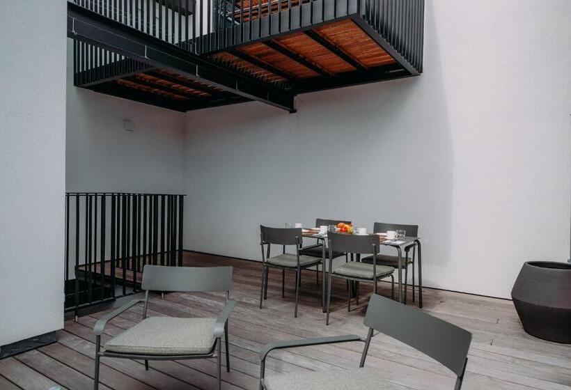 メゾネットスイート, Sud D Anvers