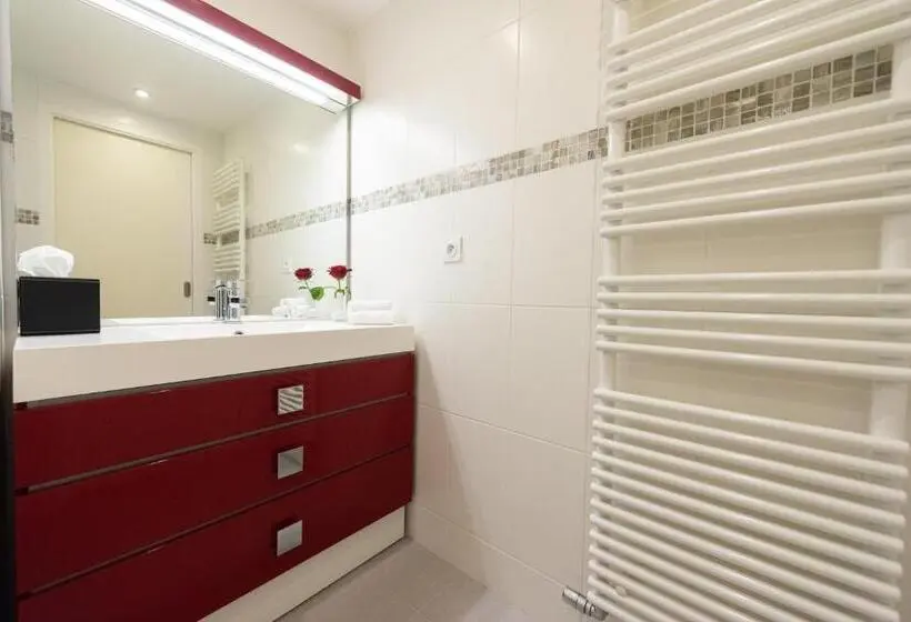 ３ベッドルームハウス, Clos Celeste   Campagne D Etretat Avec Piscine Et Spa