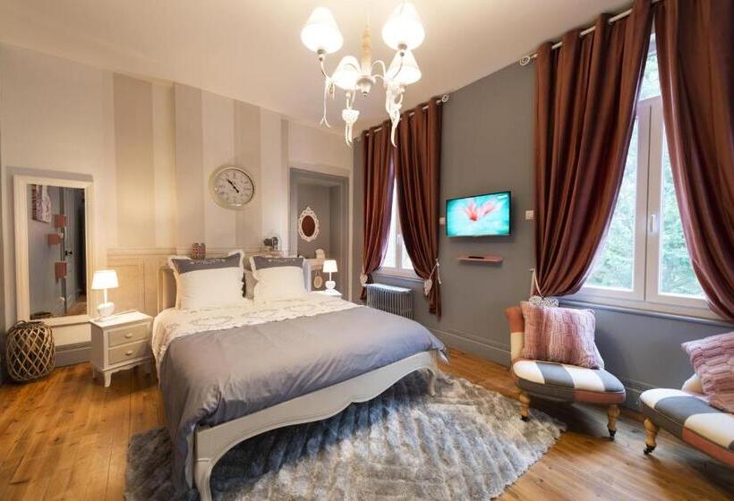 Standard room with outdoor bath, Domaine Les Tilleuls