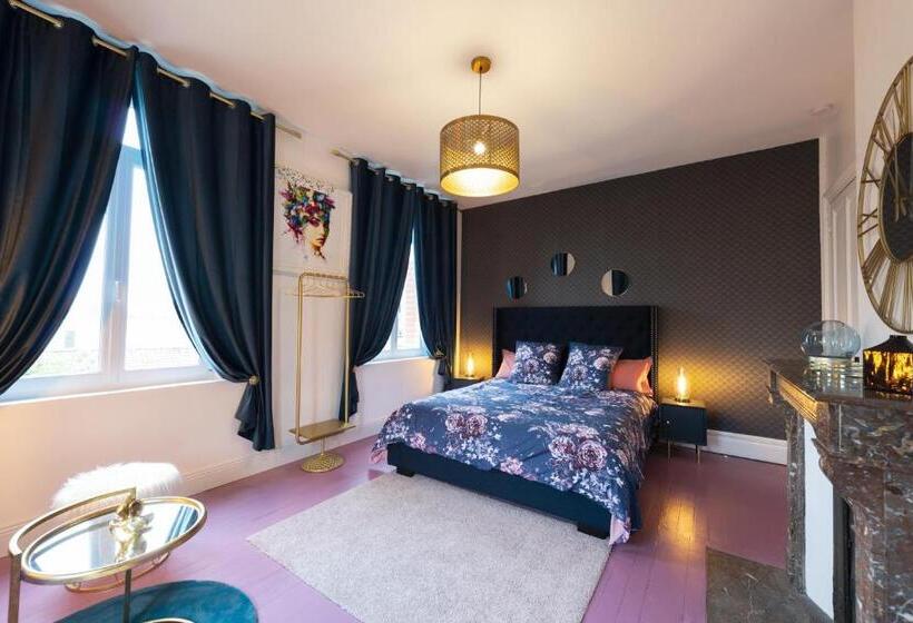 Standard room with outdoor bath, Domaine Les Tilleuls