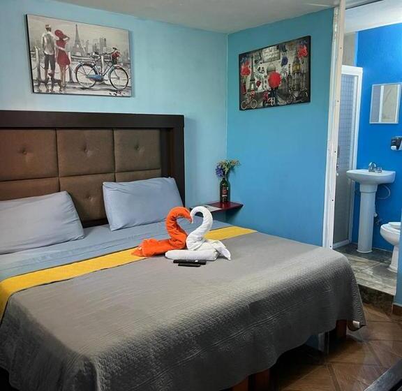 Quarto Triplo Estandar, Estancia María Bonita Morelia