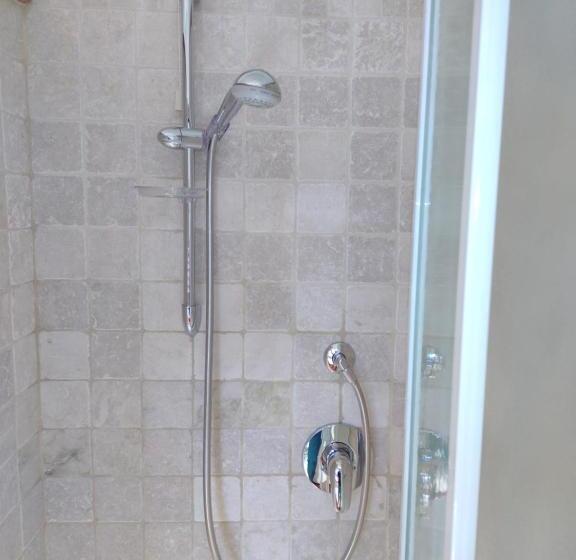 غرفة قياسية مع حمام خارجي, Mazzini Affittacamere