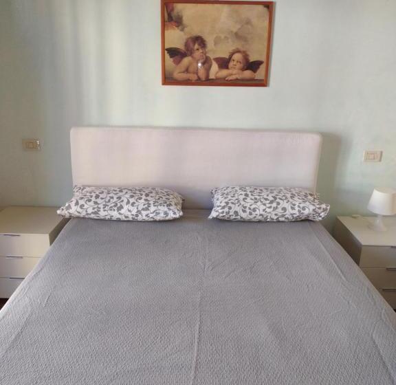 Standard room with outdoor bath, Mazzini Affittacamere