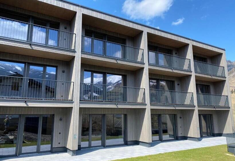 Апартаменты 1 Спальня с Террасой, Simple Life Apartments