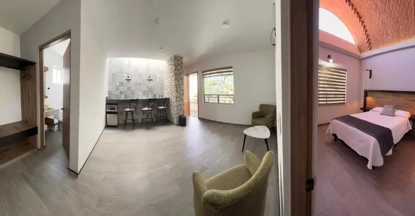デラックスルーム, La Cuesta Toscana