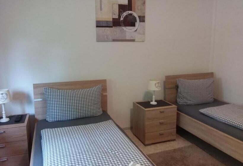 غرفة قياسية حمام مشترك, C&c Gästehaus Bückeburg