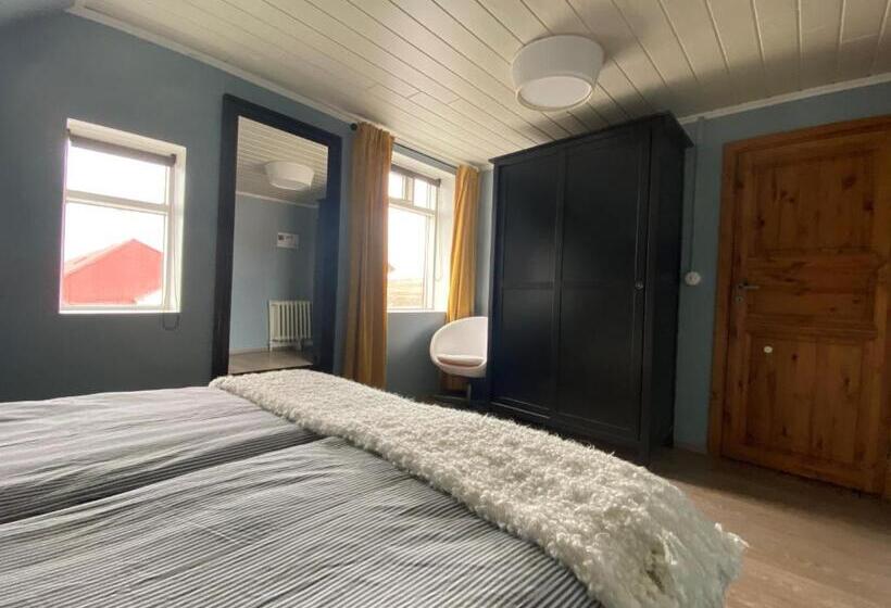 اتاق استاندارد با سرویس بهداشتی مشترک, Helluland Guesthouse