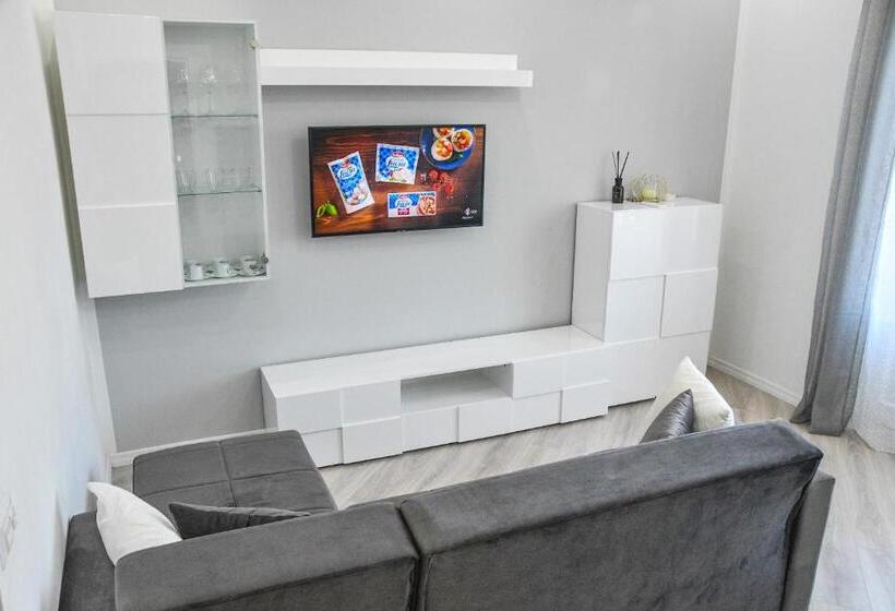 اتاق استاندارد, M&m’s Home