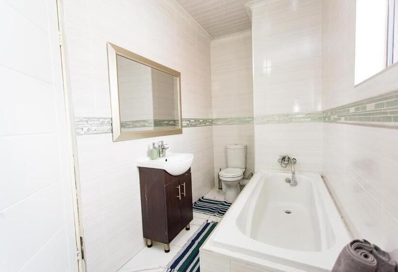 豪华房间, The Hide On Kilburn