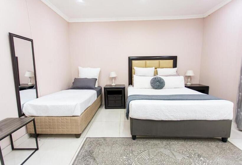 家庭间, The Hide On Kilburn