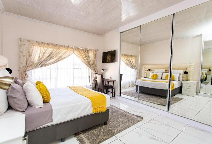 豪华房间, The Hide On Kilburn