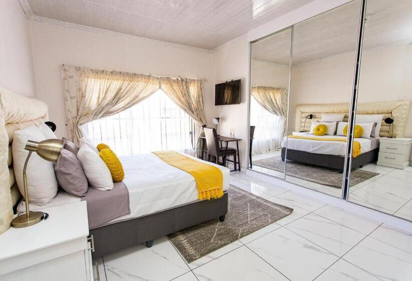 豪华房间, The Hide On Kilburn