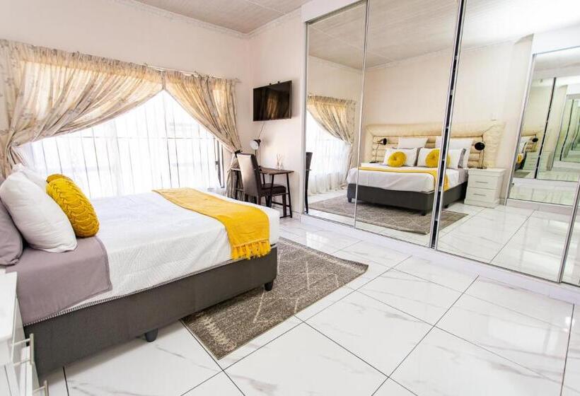 豪华房间, The Hide On Kilburn