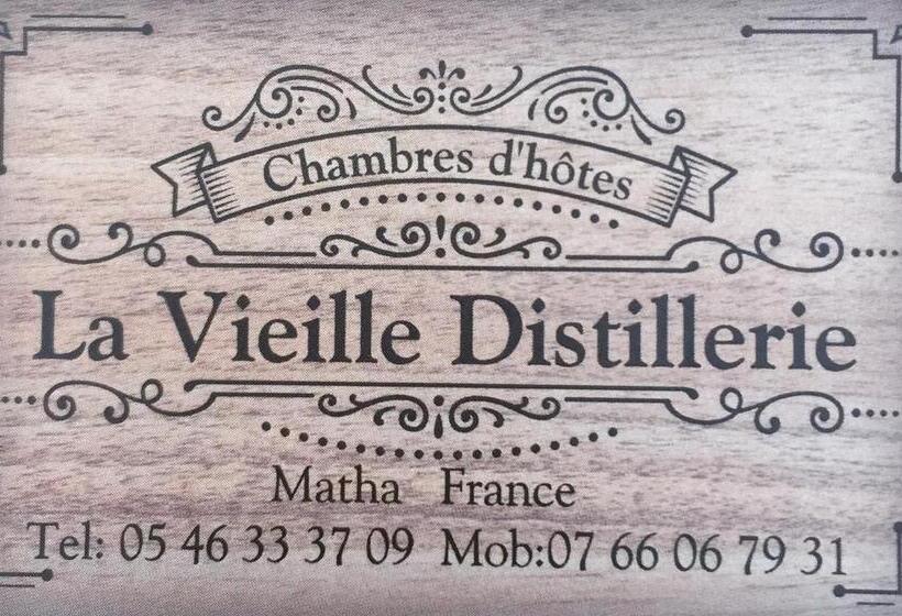 舒适三人间, La Vieille Distillerie