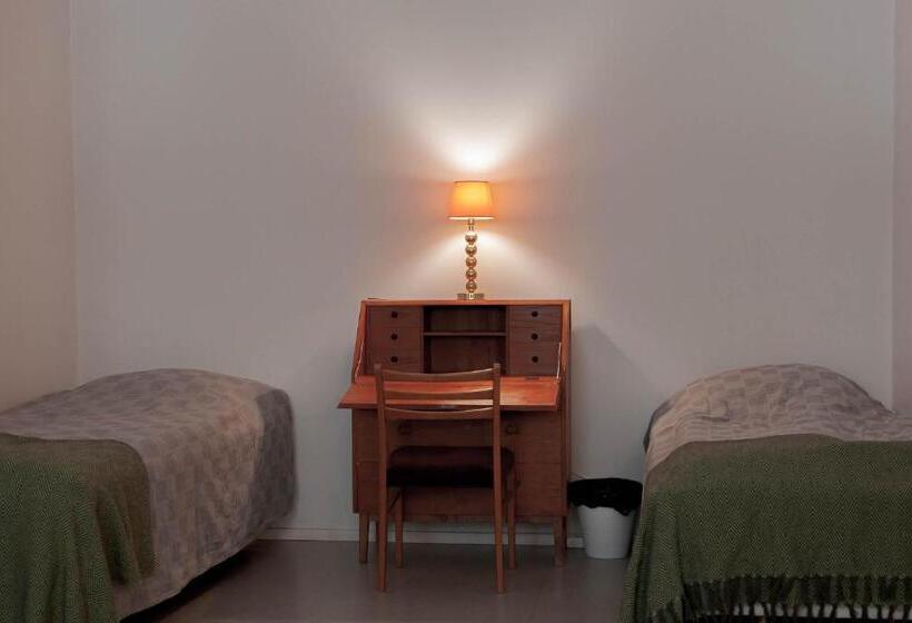 스탠다드 룸 공동 욕실, Kulkuri Hostellit Hämeenlinna