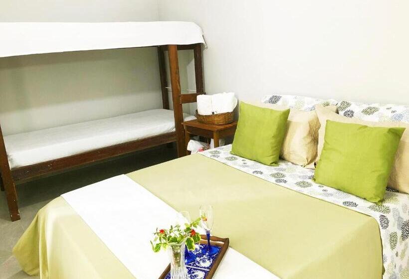 اتاق استاندارد چهار تخته, Lux Pousada