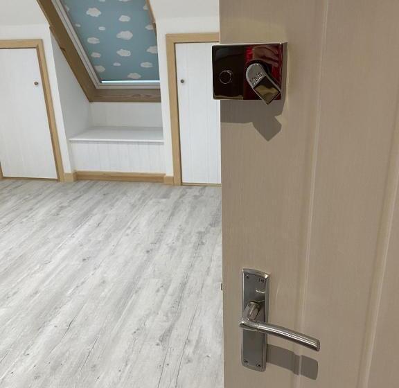 带海景的标准工作室, Appletree