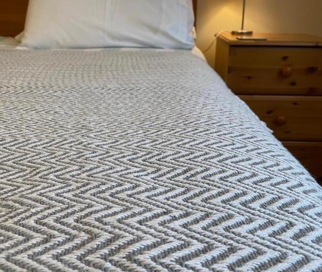 带海景的标准工作室, Appletree