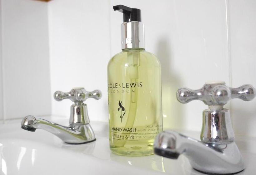 标准间, Appletree