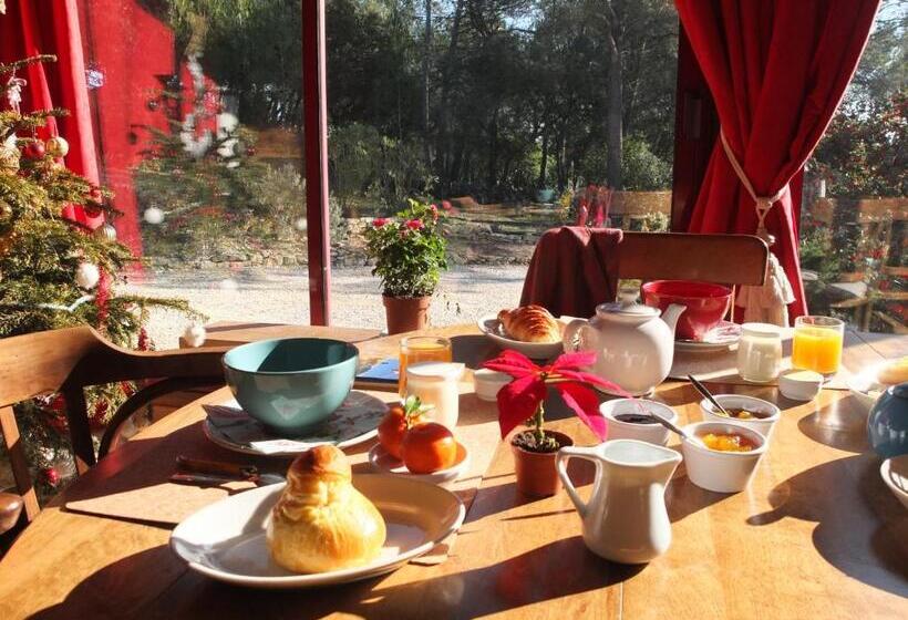 스탠다드 룸 가든 전망, Le Clos Des Chênes