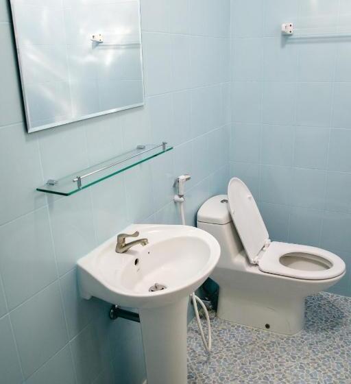 غرفة ديلوكس مزودة بشرفة, N.p. Apartment