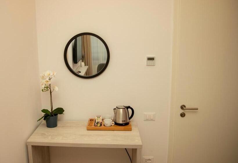 اتاق استاندارد, Manolle Boutique