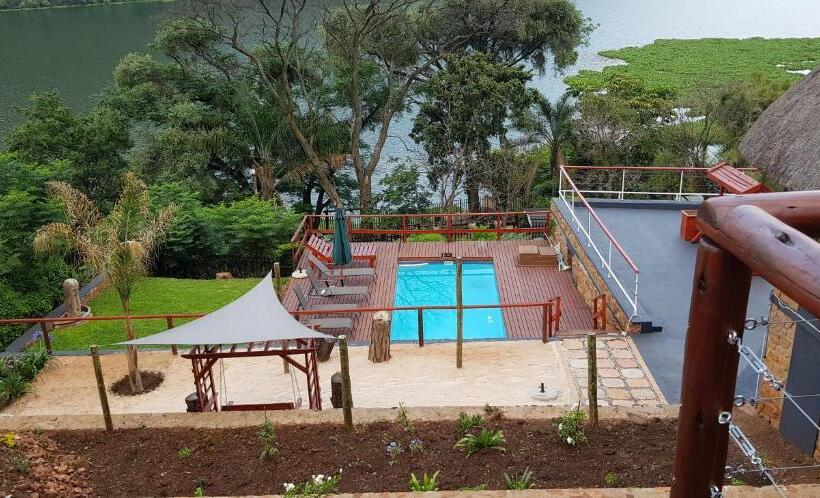 レイクビュースタンダードルーム, Metsing At Harties