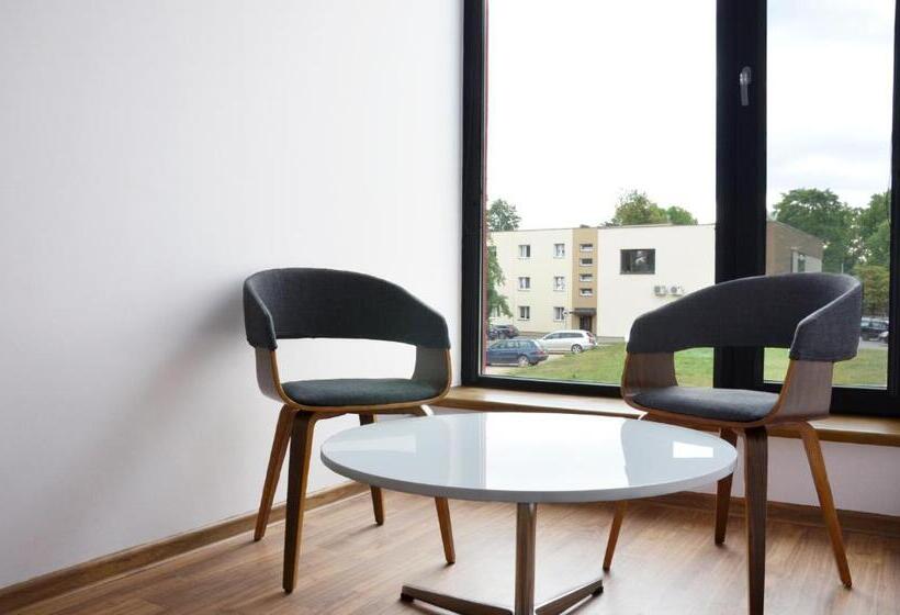 اتاق استاندارد, Tip Tap Guest House