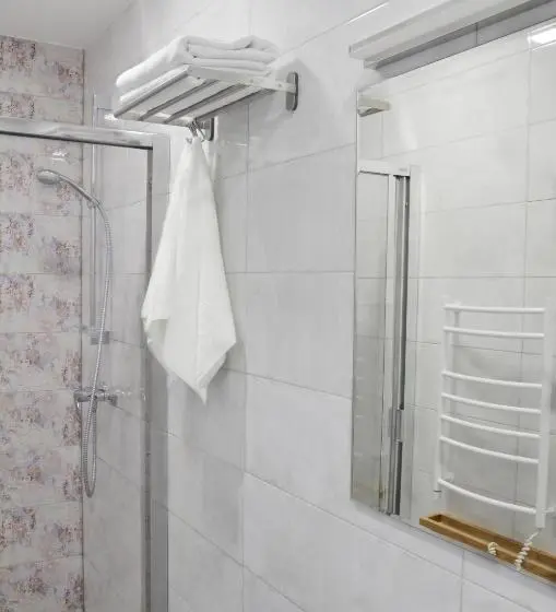 اتاق استاندارد, Tip Tap Guest House