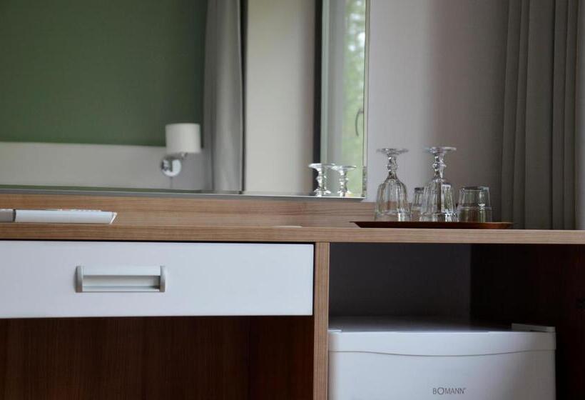 اتاق استاندارد, Tip Tap Guest House