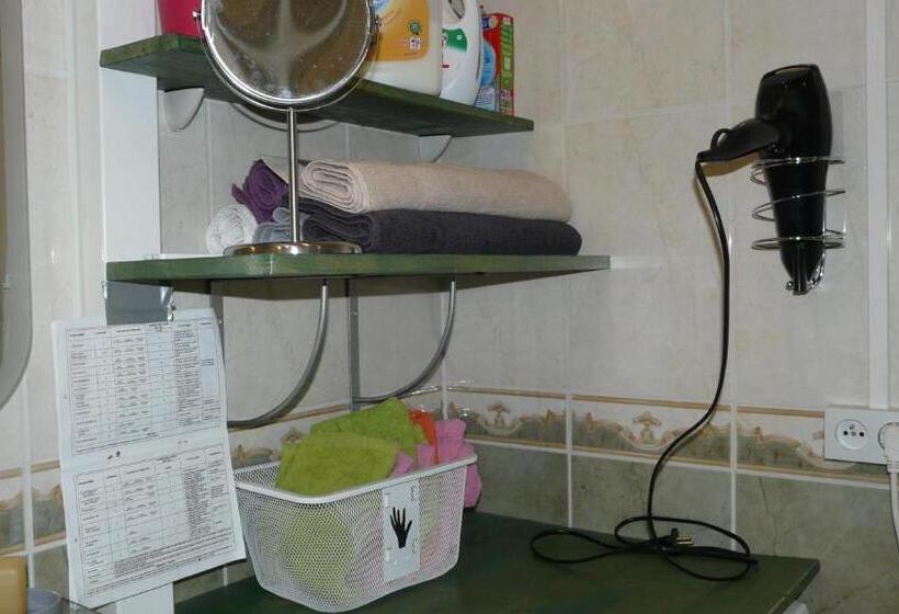 スタンダードルーム, L Auberge Des Travailleurs