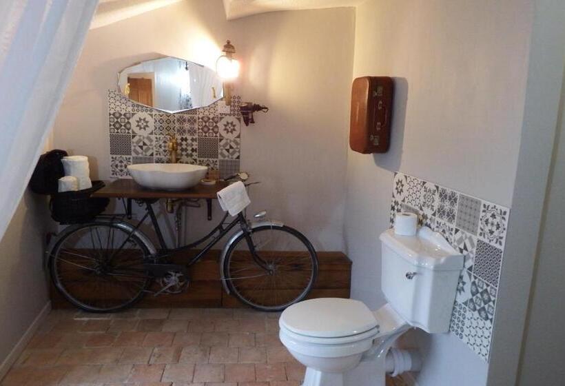 Standard room with outdoor bath, Chez Florence Et Sylvain De Loudun
