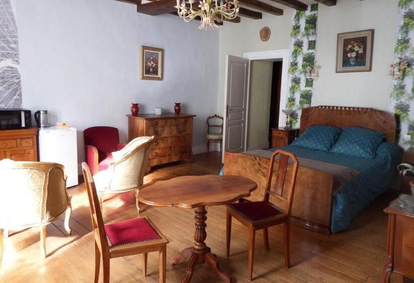 Standard room with outdoor bath, Chez Florence Et Sylvain De Loudun