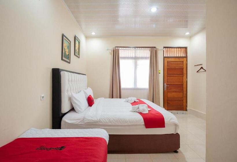 スタンダードルーム, Vaccinated Staff Oyo 90506 Bunga Sonsang Homestay Syariah