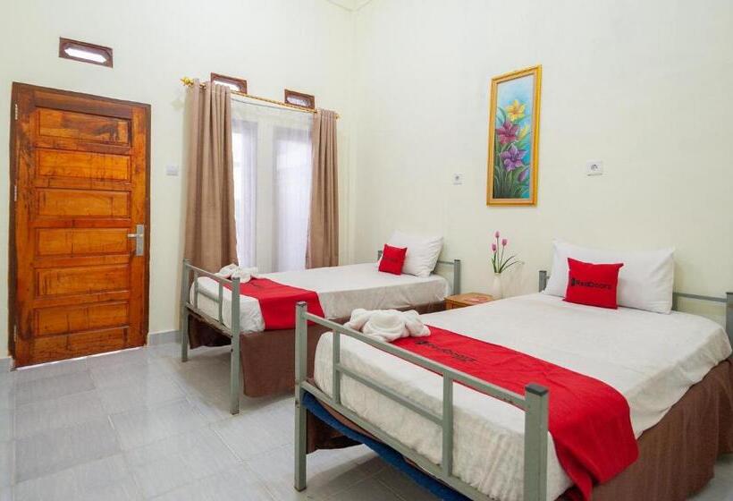 スタンダードルーム, Vaccinated Staff Oyo 90506 Bunga Sonsang Homestay Syariah