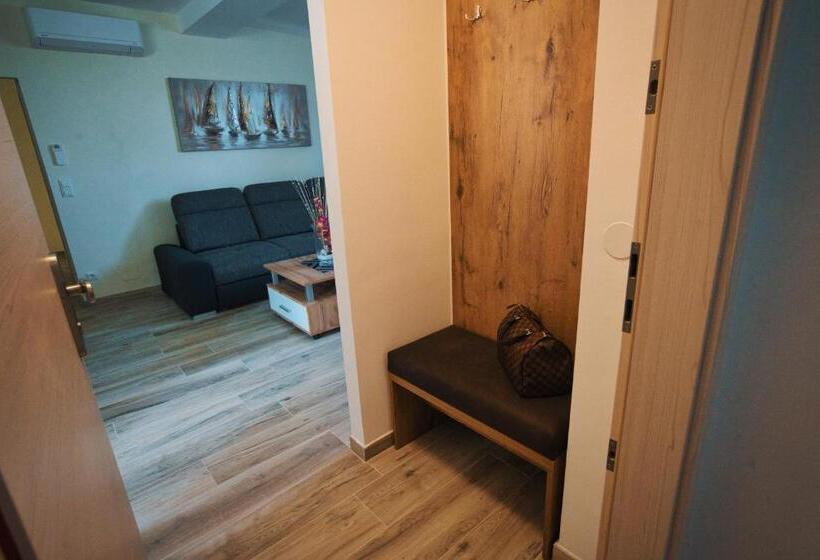 Апартаменты Пентхаус 1 Спальня, M 24 Apartments