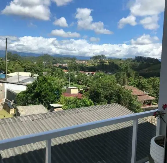 エコノミールーム, Bell Vale