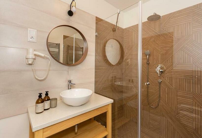 חדר סטנדרט עם מרפסת, Lujza & Koriander