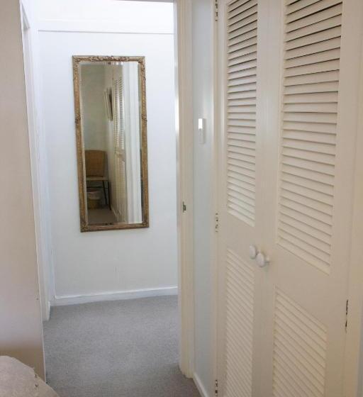 غرفة ديلوكس, Magnolia House