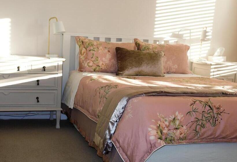 غرفة قياسية مطلّة علي الحديقة, Magnolia House