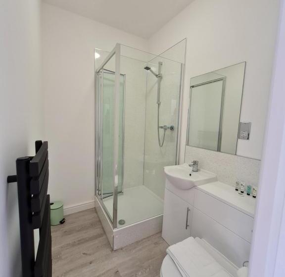 חדר סטנדרט, Peak District, The Greyhound Inn, Warslow Circa 1750