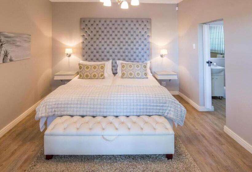 コンフォートルーム, Chicane Bed And Breakfast