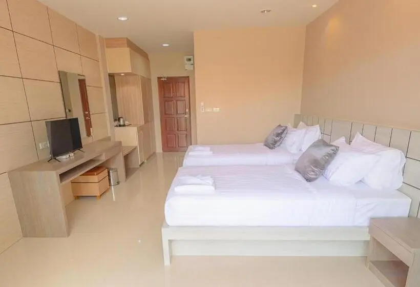 اتاق سوپریور, Avarin Resort