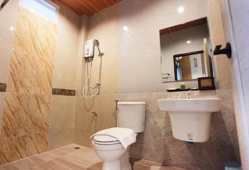 סוויטה משפחתית, Avarin Resort