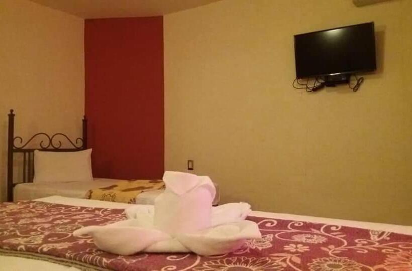 标准三人间, Maya 2012